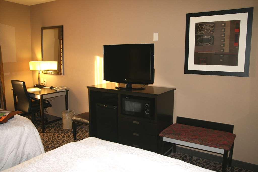 Hampton Inn & Suites Бей Сити Стая снимка