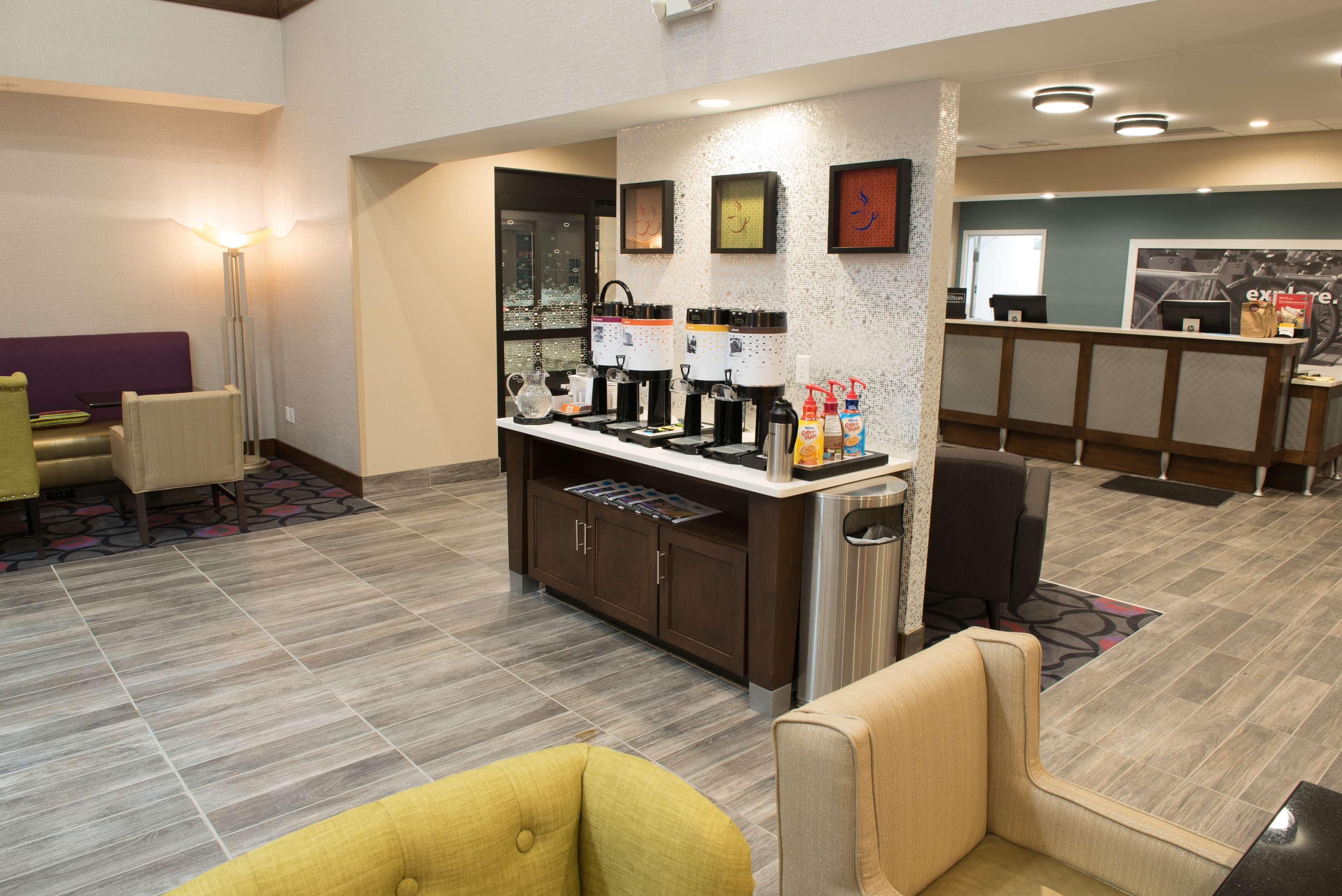 Hampton Inn & Suites Бей Сити Екстериор снимка