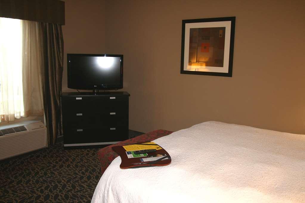 Hampton Inn & Suites Бей Сити Стая снимка