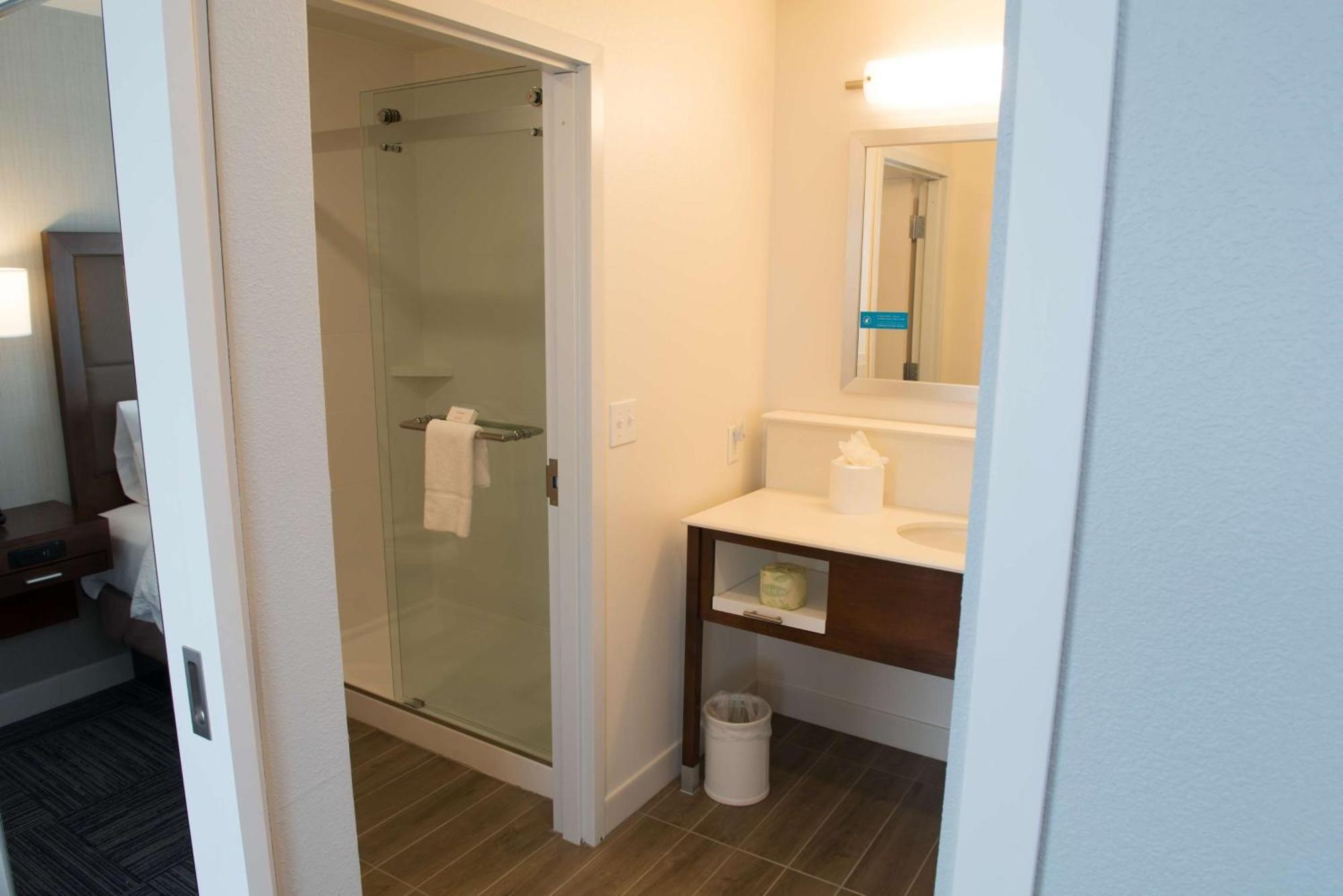 Hampton Inn & Suites Бей Сити Екстериор снимка