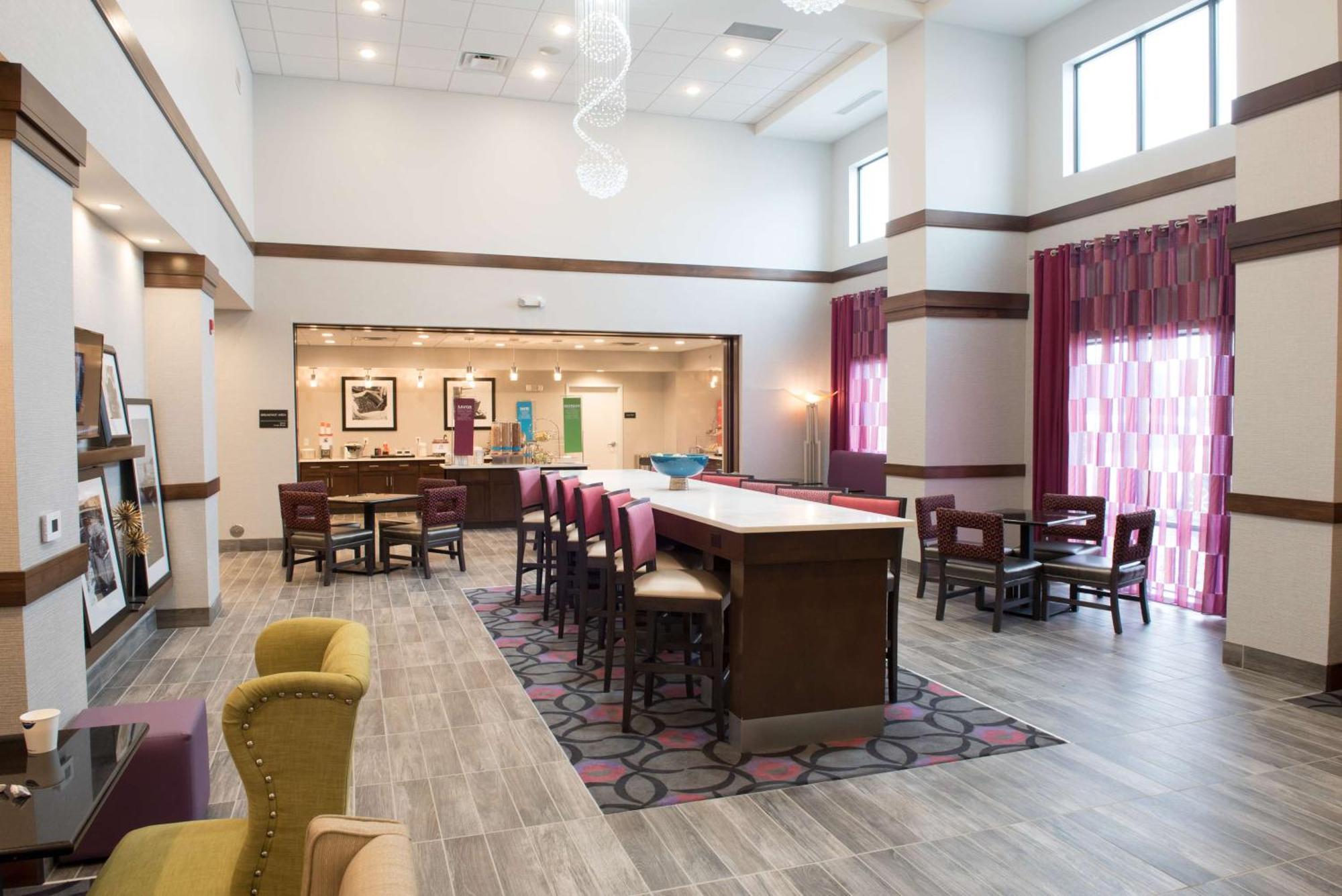 Hampton Inn & Suites Бей Сити Екстериор снимка