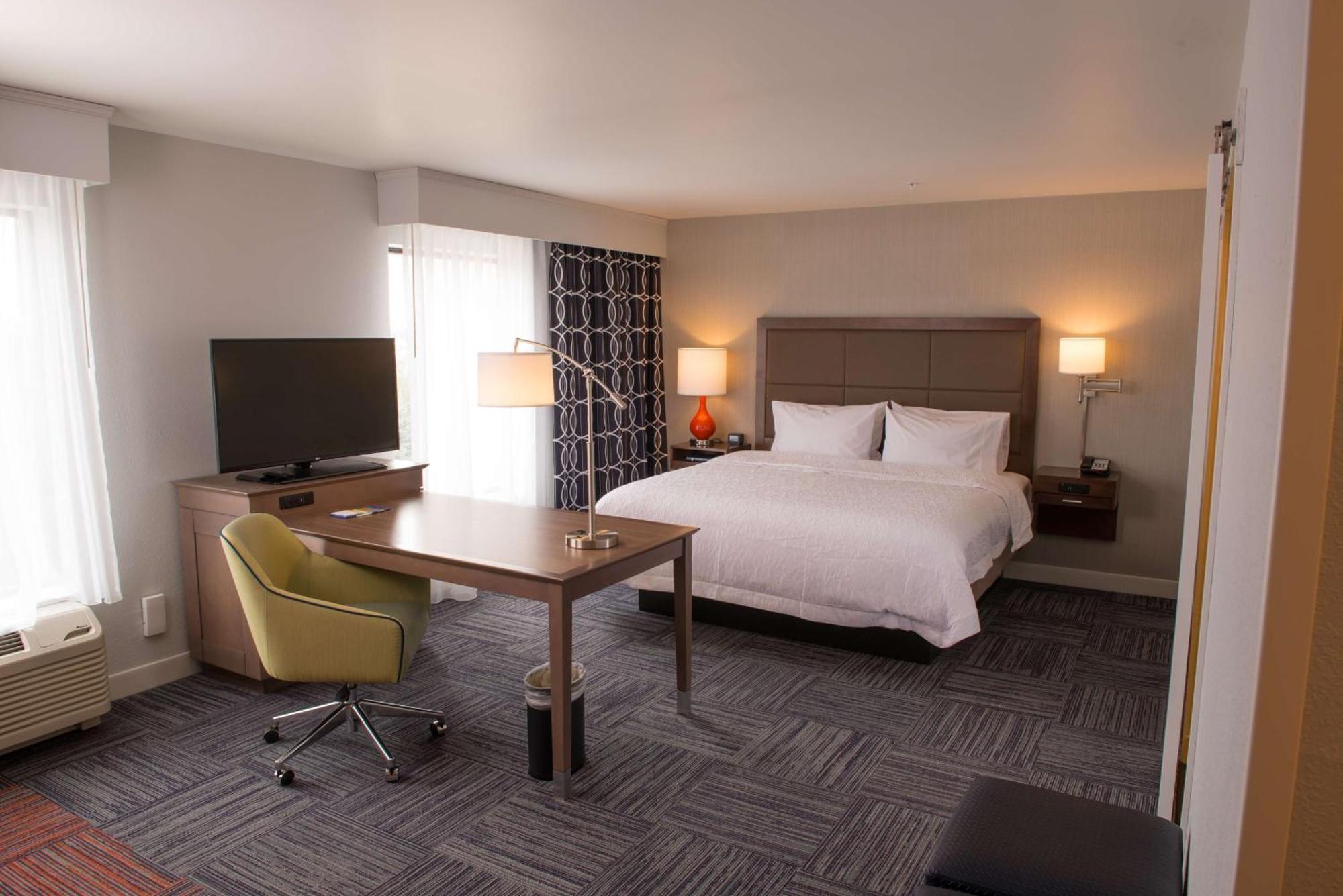 Hampton Inn & Suites Бей Сити Екстериор снимка