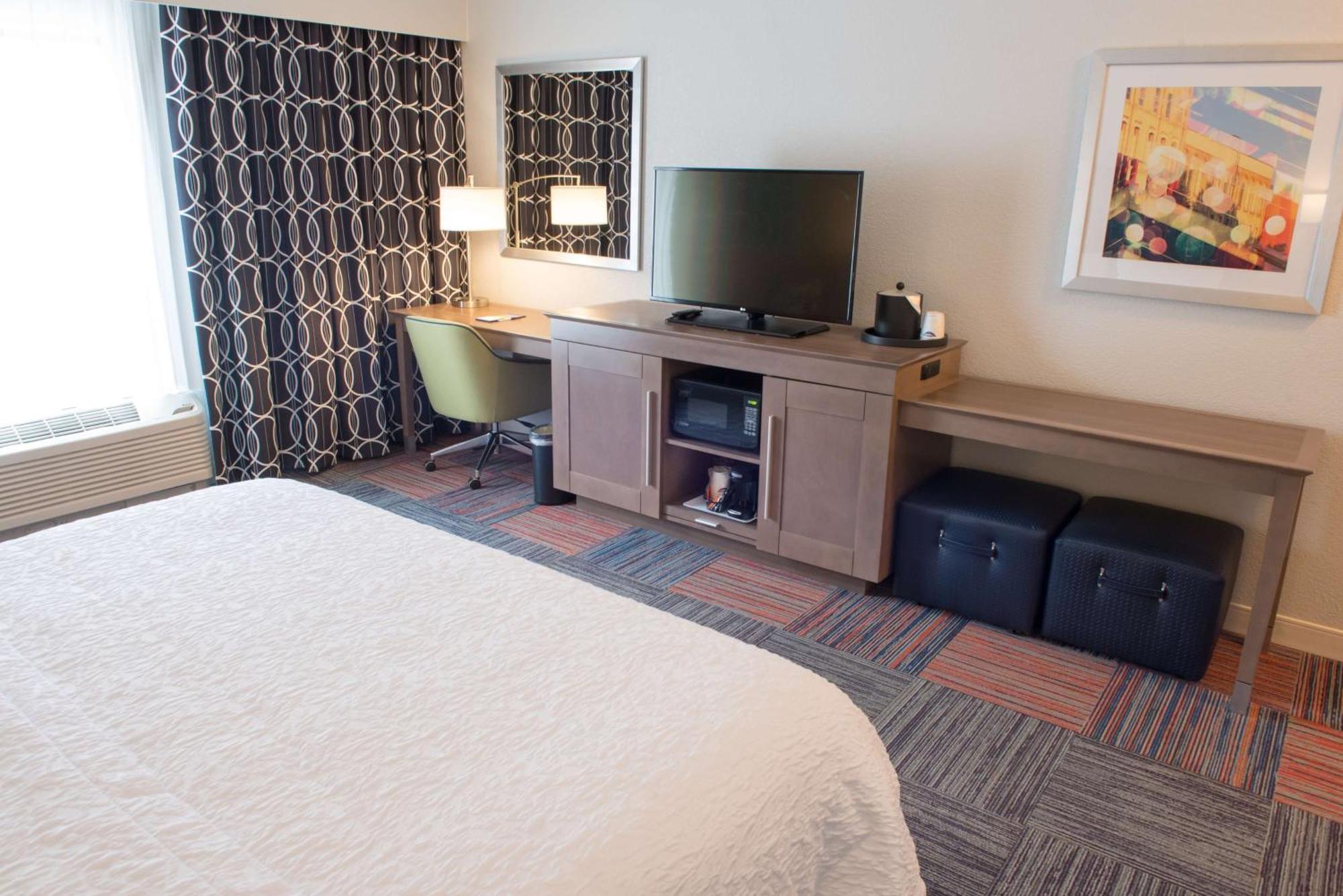 Hampton Inn & Suites Бей Сити Екстериор снимка