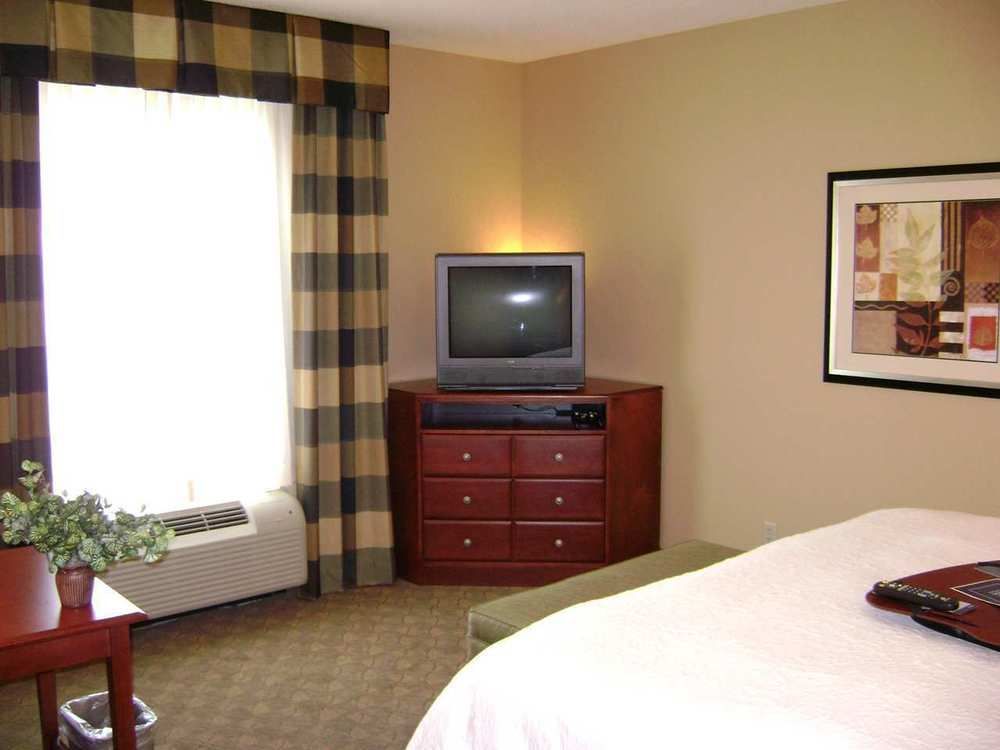 Hampton Inn & Suites Бей Сити Екстериор снимка